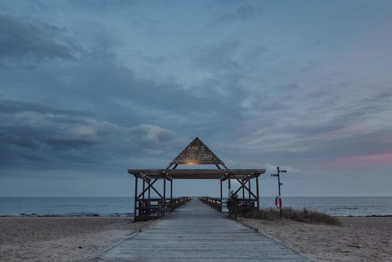 Hotel Ahus Seaside Exterior foto